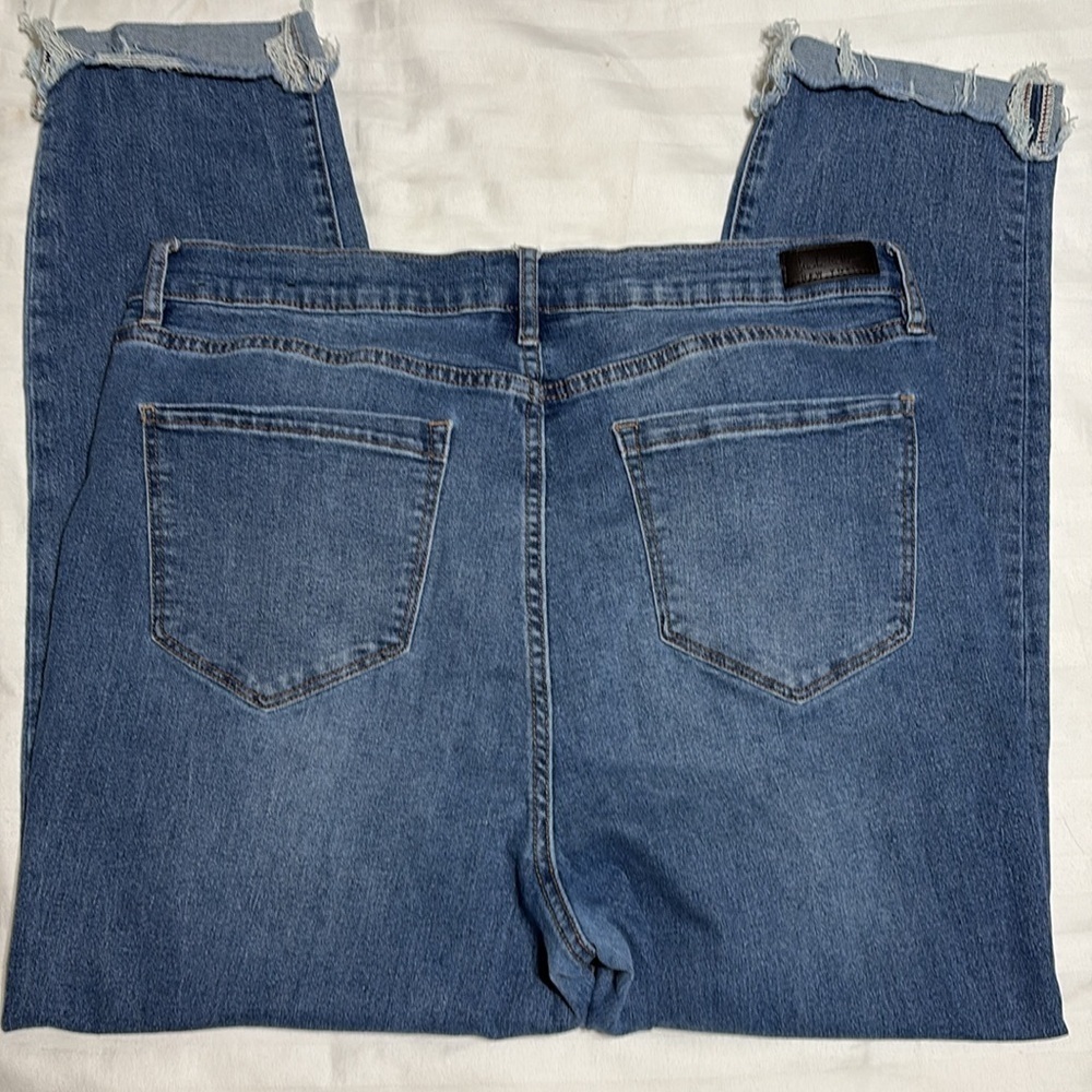 Nicole Miller Soho High Rise Ankle Skinny Distressed Jeans(154) - Picture 2 of 7